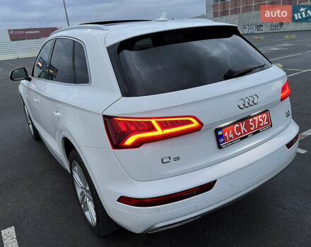 Білий Ауді Ку 5, об'ємом двигуна 1.98 л та пробігом 111 тис. км за 25600 $, фото 7 на Automoto.ua