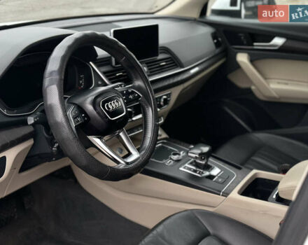 Білий Ауді Ку 5, об'ємом двигуна 1.98 л та пробігом 164 тис. км за 26000 $, фото 8 на Automoto.ua