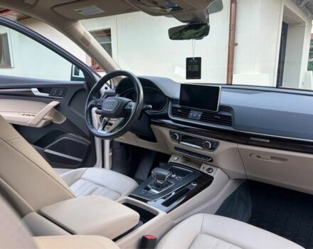 Білий Ауді Ку 5, об'ємом двигуна 2 л та пробігом 99 тис. км за 17000 $, фото 9 на Automoto.ua
