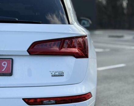 Білий Ауді Ку 5, об'ємом двигуна 1.98 л та пробігом 179 тис. км за 21900 $, фото 8 на Automoto.ua