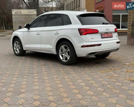 Білий Ауді Ку 5, об'ємом двигуна 2 л та пробігом 87 тис. км за 20998 $, фото 12 на Automoto.ua