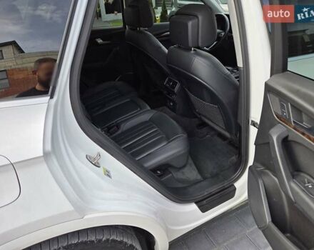 Белый Ауди Ку 5, объемом двигателя 1.98 л и пробегом 179 тыс. км за 26000 $, фото 13 на Automoto.ua