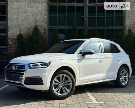 Белый Ауди Ку 5, объемом двигателя 2 л и пробегом 41 тыс. км за 24900 $, фото 1 на Automoto.ua