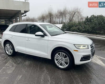 Белый Ауди Ку 5, объемом двигателя 2 л и пробегом 120 тыс. км за 27800 $, фото 1 на Automoto.ua