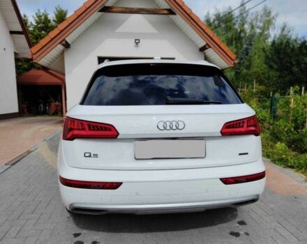 Белый Ауди Ку 5, объемом двигателя 2 л и пробегом 90 тыс. км за 16800 $, фото 4 на Automoto.ua