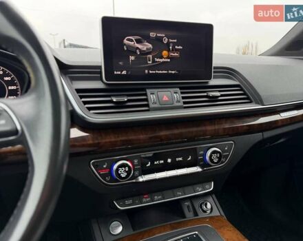 Белый Ауди Ку 5, объемом двигателя 1.98 л и пробегом 158 тыс. км за 25500 $, фото 59 на Automoto.ua