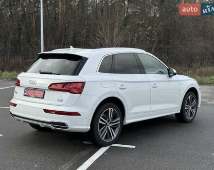Білий Ауді Ку 5, об'ємом двигуна 1.98 л та пробігом 179 тис. км за 21900 $, фото 10 на Automoto.ua
