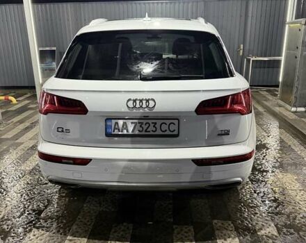 Білий Ауді Ку 5, об'ємом двигуна 1.97 л та пробігом 287 тис. км за 31000 $, фото 2 на Automoto.ua