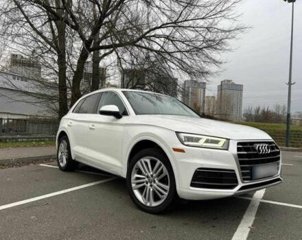 Белый Ауди Ку 5, объемом двигателя 2 л и пробегом 107 тыс. км за 26900 $, фото 1 на Automoto.ua