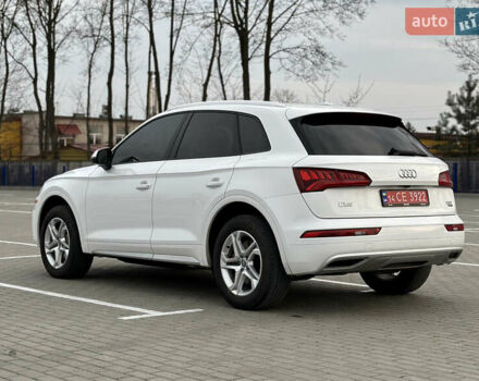 Белый Ауди Ку 5, объемом двигателя 2 л и пробегом 162 тыс. км за 20900 $, фото 17 на Automoto.ua