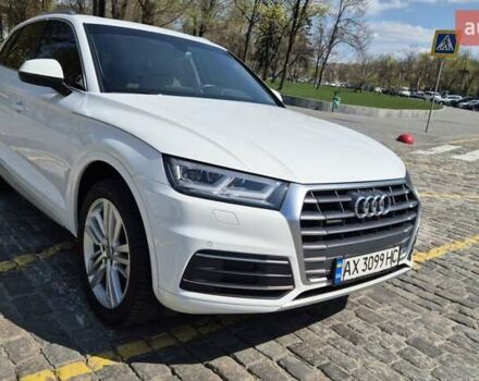 Белый Ауди Ку 5, объемом двигателя 1.98 л и пробегом 57 тыс. км за 30000 $, фото 28 на Automoto.ua