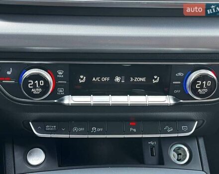 Белый Ауди Ку 5, объемом двигателя 2 л и пробегом 209 тыс. км за 25990 $, фото 21 на Automoto.ua