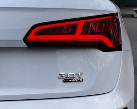 Белый Ауди Ку 5, объемом двигателя 2 л и пробегом 77 тыс. км за 16000 $, фото 2 на Automoto.ua