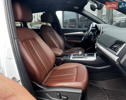 Белый Ауди Ку 5, объемом двигателя 2 л и пробегом 209 тыс. км за 25990 $, фото 14 на Automoto.ua