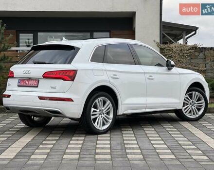 Белый Ауди Ку 5, объемом двигателя 2 л и пробегом 135 тыс. км за 26950 $, фото 28 на Automoto.ua