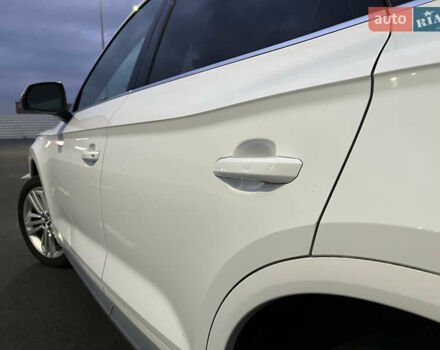 Білий Ауді Ку 5, об'ємом двигуна 1.98 л та пробігом 111 тис. км за 25600 $, фото 54 на Automoto.ua