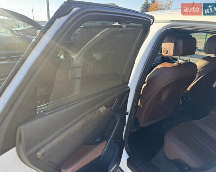 Белый Ауди Ку 5, объемом двигателя 2 л и пробегом 249 тыс. км за 21500 $, фото 49 на Automoto.ua