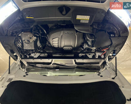 Белый Ауди Ку 5, объемом двигателя 1.98 л и пробегом 130 тыс. км за 26800 $, фото 4 на Automoto.ua