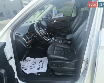 Белый Ауди Ку 5, объемом двигателя 1.98 л и пробегом 211 тыс. км за 18700 $, фото 24 на Automoto.ua