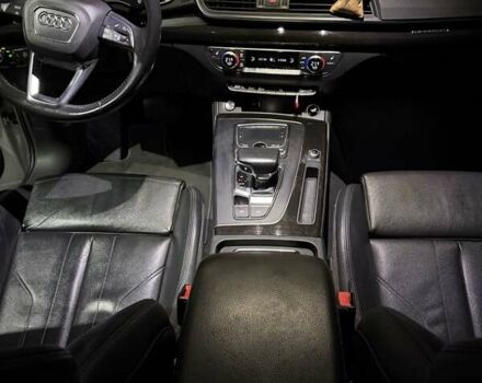 Білий Ауді Ку 5, об'ємом двигуна 1.97 л та пробігом 287 тис. км за 31000 $, фото 4 на Automoto.ua