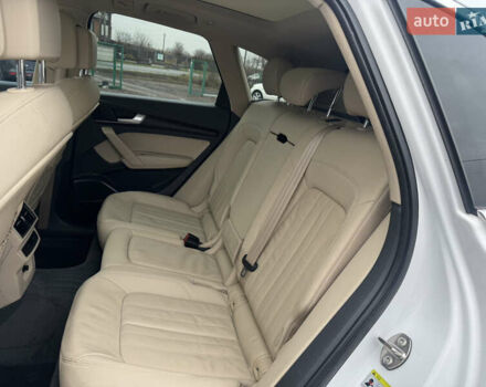 Белый Ауди Ку 5, объемом двигателя 2 л и пробегом 114 тыс. км за 23800 $, фото 40 на Automoto.ua