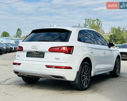 Белый Ауди Ку 5, объемом двигателя 1.98 л и пробегом 93 тыс. км за 26500 $, фото 9 на Automoto.ua