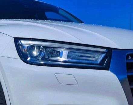 Белый Ауди Ку 5, объемом двигателя 2 л и пробегом 90 тыс. км за 16800 $, фото 9 на Automoto.ua