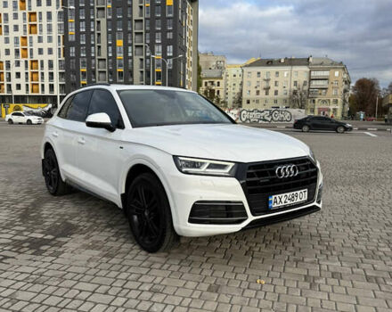 Белый Ауди Ку 5, объемом двигателя 1.98 л и пробегом 100 тыс. км за 27000 $, фото 2 на Automoto.ua