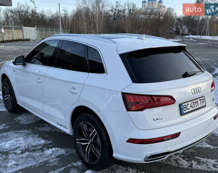 Білий Ауді Ку 5, об'ємом двигуна 1.98 л та пробігом 116 тис. км за 26500 $, фото 9 на Automoto.ua