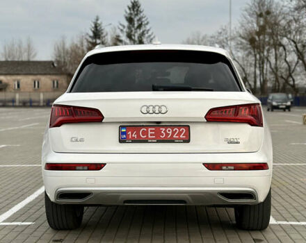 Белый Ауди Ку 5, объемом двигателя 2 л и пробегом 162 тыс. км за 20900 $, фото 14 на Automoto.ua