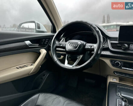 Білий Ауді Ку 5, об'ємом двигуна 1.98 л та пробігом 164 тис. км за 26000 $, фото 10 на Automoto.ua