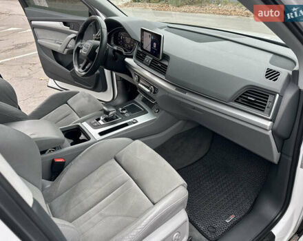 Белый Ауди Ку 5, объемом двигателя 1.98 л и пробегом 206 тыс. км за 25900 $, фото 51 на Automoto.ua