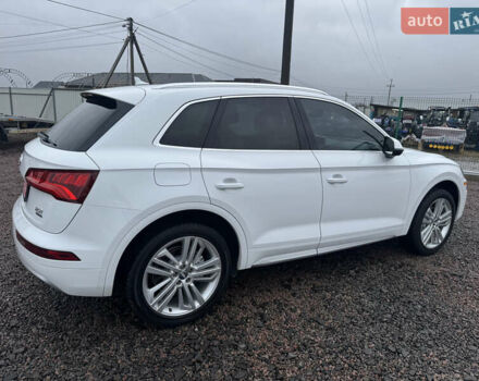 Белый Ауди Ку 5, объемом двигателя 2 л и пробегом 114 тыс. км за 23800 $, фото 9 на Automoto.ua