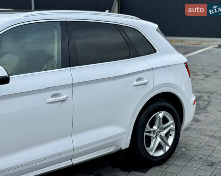 Білий Ауді Ку 5, об'ємом двигуна 1.98 л та пробігом 159 тис. км за 24699 $, фото 7 на Automoto.ua