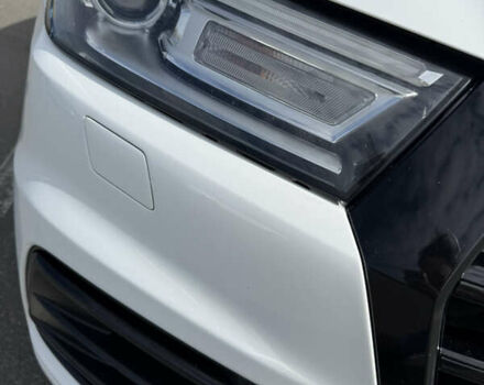 Белый Ауди Ку 5, объемом двигателя 1.98 л и пробегом 142 тыс. км за 26300 $, фото 1 на Automoto.ua