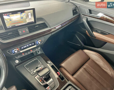 Белый Ауди Ку 5, объемом двигателя 1.98 л и пробегом 139 тыс. км за 27499 $, фото 10 на Automoto.ua