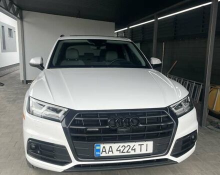 Белый Ауди Ку 5, объемом двигателя 1.98 л и пробегом 60 тыс. км за 35600 $, фото 1 на Automoto.ua