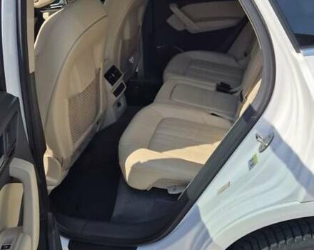 Белый Ауди Ку 5, объемом двигателя 1.98 л и пробегом 57 тыс. км за 30000 $, фото 26 на Automoto.ua