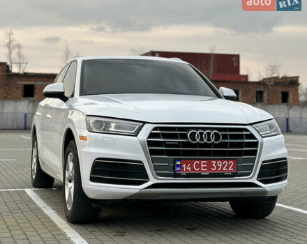 Белый Ауди Ку 5, объемом двигателя 2 л и пробегом 162 тыс. км за 20900 $, фото 2 на Automoto.ua