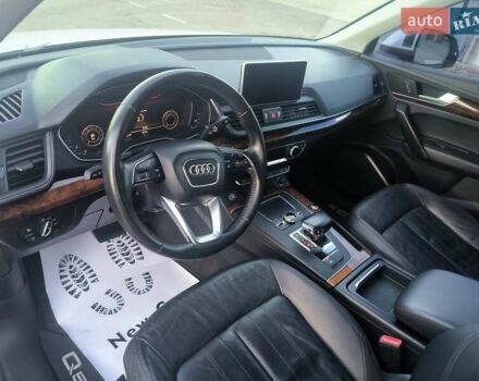 Белый Ауди Ку 5, объемом двигателя 1.98 л и пробегом 211 тыс. км за 18700 $, фото 18 на Automoto.ua