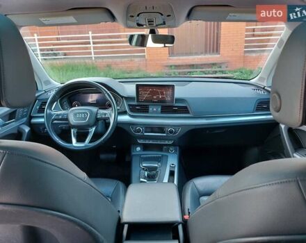 Белый Ауди Ку 5, объемом двигателя 1.98 л и пробегом 187 тыс. км за 29000 $, фото 8 на Automoto.ua