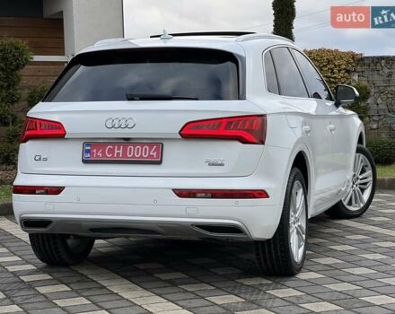 Белый Ауди Ку 5, объемом двигателя 2 л и пробегом 135 тыс. км за 26950 $, фото 33 на Automoto.ua