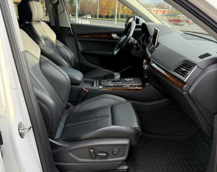 Белый Ауди Ку 5, объемом двигателя 1.98 л и пробегом 100 тыс. км за 27000 $, фото 12 на Automoto.ua