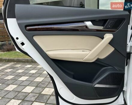 Белый Ауди Ку 5, объемом двигателя 2 л и пробегом 135 тыс. км за 26950 $, фото 97 на Automoto.ua