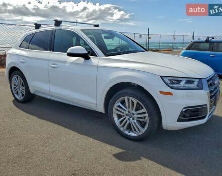 Белый Ауди Ку 5, объемом двигателя 1.98 л и пробегом 23 тыс. км за 10000 $, фото 3 на Automoto.ua