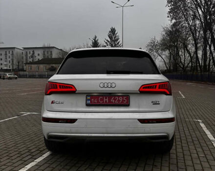 Белый Ауди Ку 5, объемом двигателя 2 л и пробегом 163 тыс. км за 23100 $, фото 5 на Automoto.ua