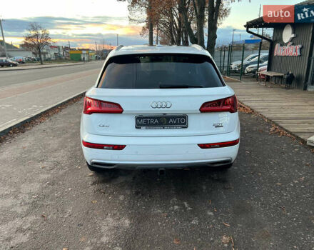 Білий Ауді Ку 5, об'ємом двигуна 1.98 л та пробігом 93 тис. км за 24500 $, фото 5 на Automoto.ua