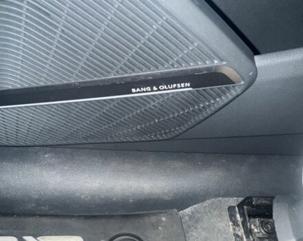 Белый Ауди Ку 5, объемом двигателя 2 л и пробегом 129 тыс. км за 27500 $, фото 12 на Automoto.ua