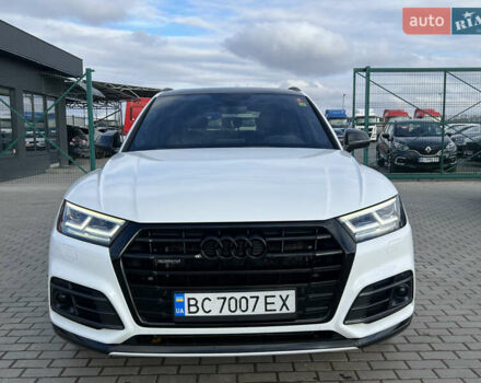 Белый Ауди Ку 5, объемом двигателя 1.97 л и пробегом 287 тыс. км за 27816 $, фото 8 на Automoto.ua