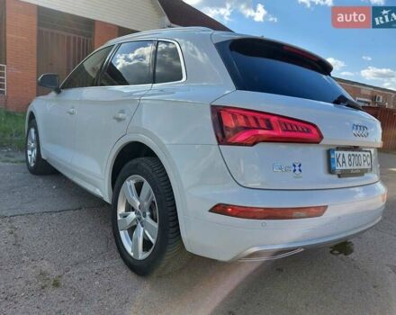 Белый Ауди Ку 5, объемом двигателя 1.98 л и пробегом 187 тыс. км за 29000 $, фото 5 на Automoto.ua